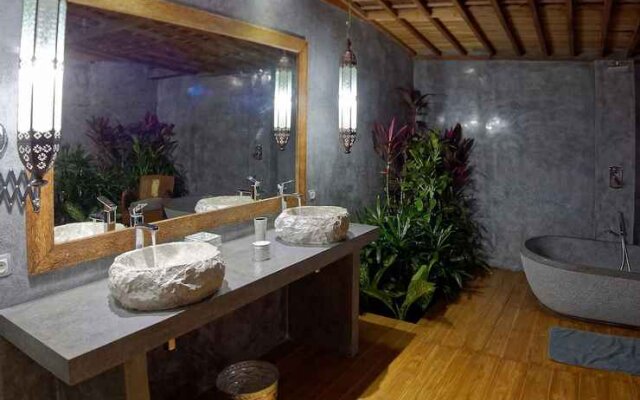 Cendana Villas-9Bedroom Private Pool