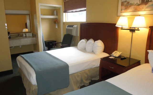 Travelodge by Wyndham Silver Spring
