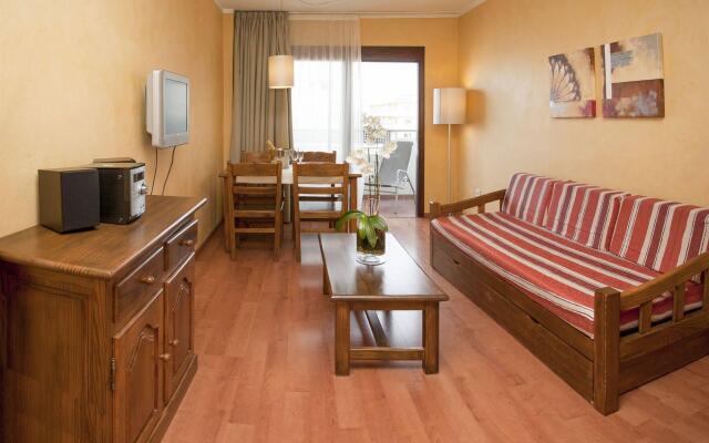 Parot Apartments