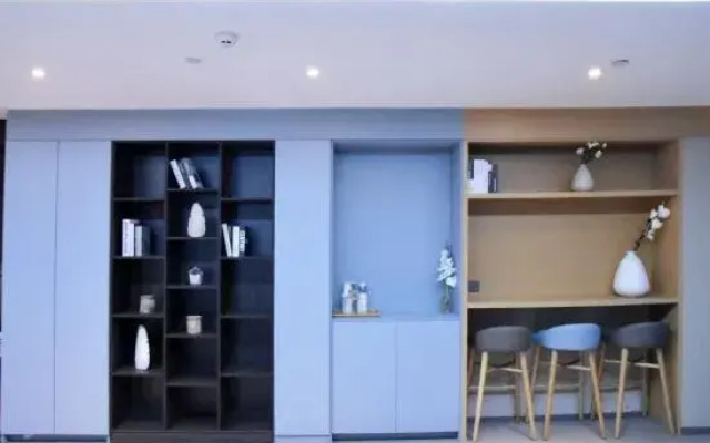 Home Inn Tongchuan New Area Municipal Government Sizheng Street Branch