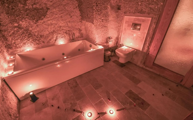 Mosaic Cave Hotel