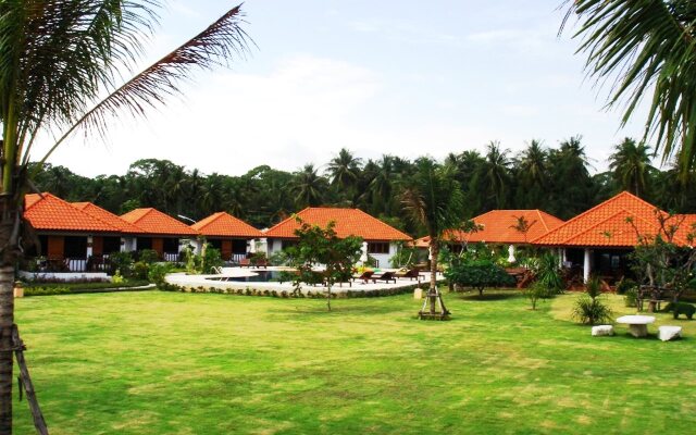 Sailom Resort Bangsaphan