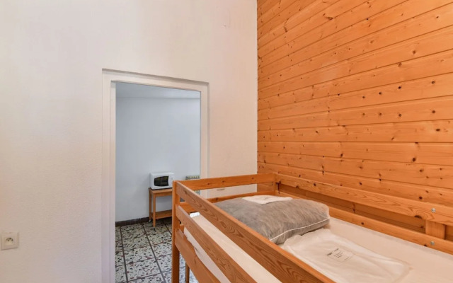 Gite in Holiday Park With Swimming Pool