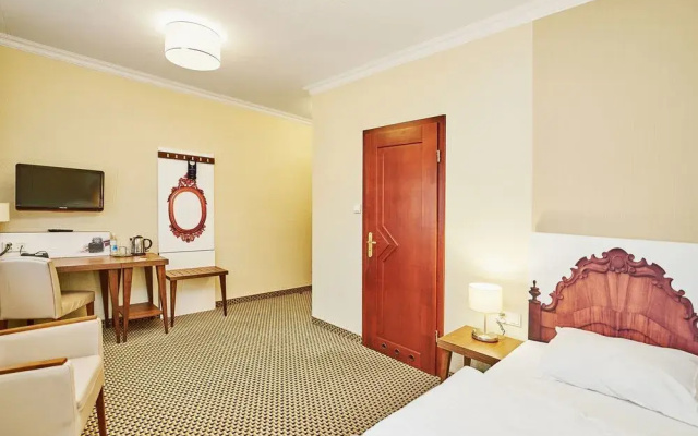 Jantar Hotel & Spa