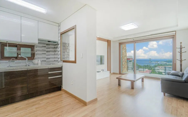 Samcheok Santorini Pension