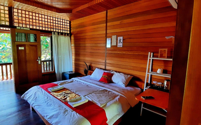 Hotel Besar Bulan Baru - Senggigi