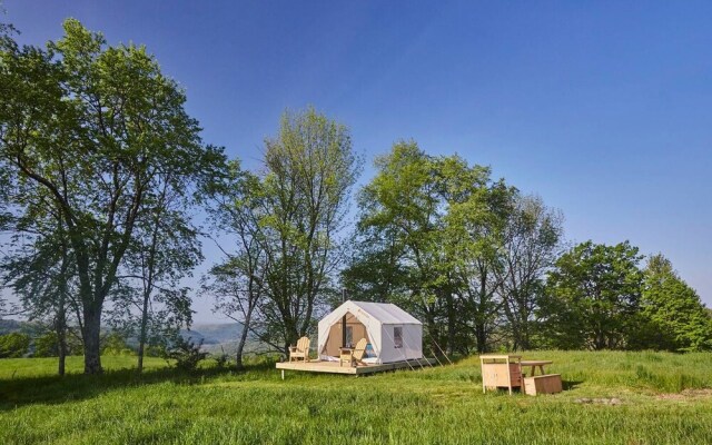 Tentrr - Maggie's Meadow