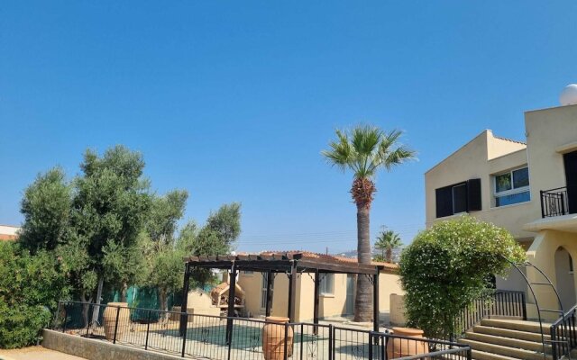 Impeccable 3-bed Villa in Tala - Paphos