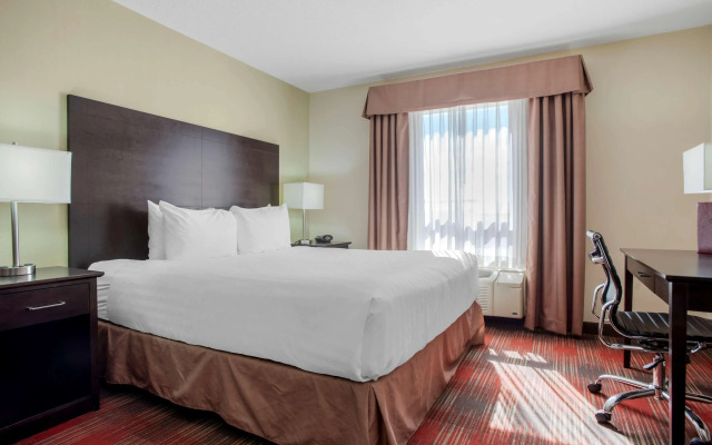 Best Western Plus Red Deer Inn & Suites