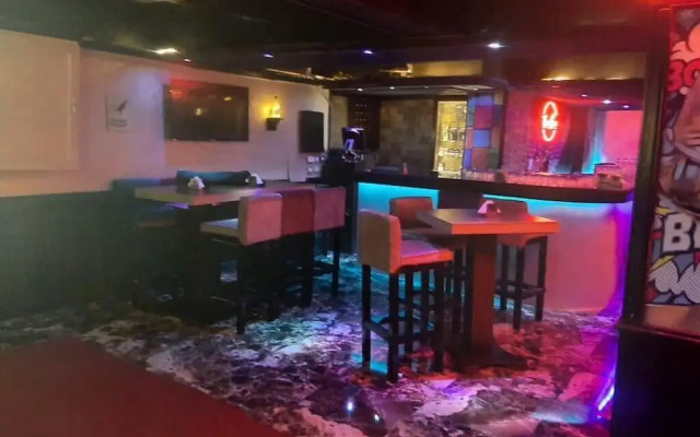 Zayed Hotel & Restaurant