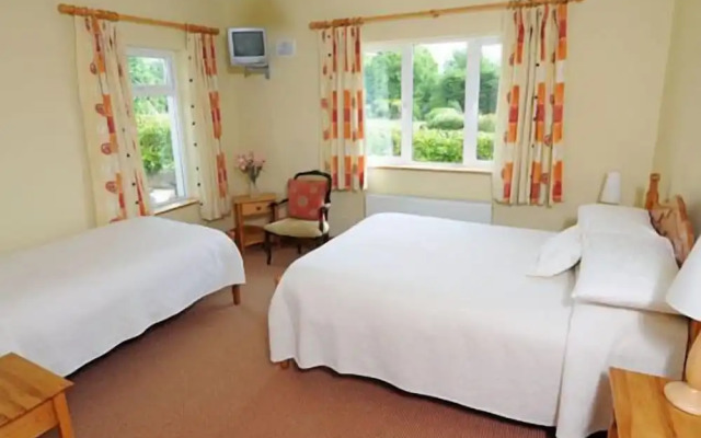 Whitethorn Lodge