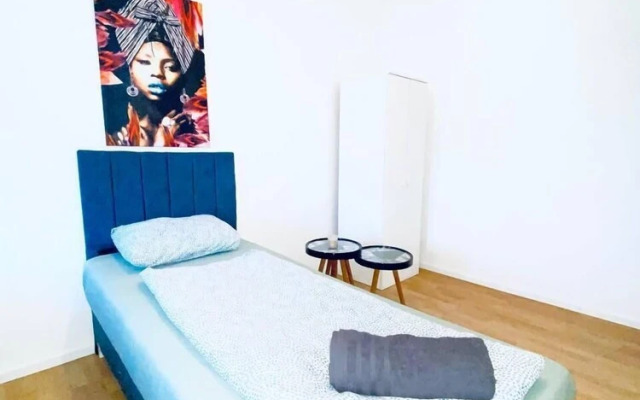 Spacious 4BR Apt Perfect for Groups