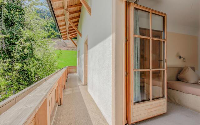 Attractive Apartment in Hainzenberg With ski Room