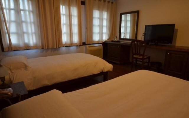 Boutique Hotel Muzaka (Historic Center)