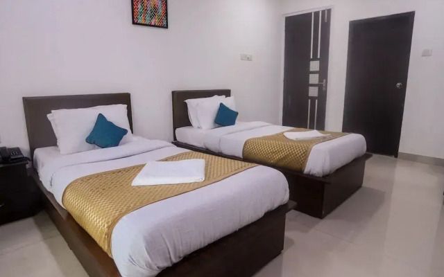 OYO 7150 Apartment Metro View Residency