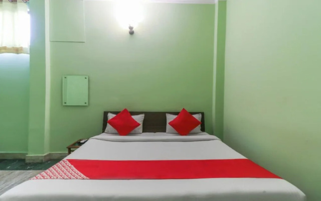 Raj Palace BY OYO Rooms