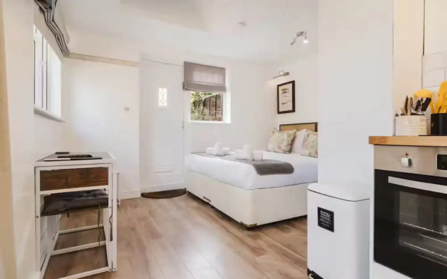 Cosy Studio Annexe Central Cheltenham
