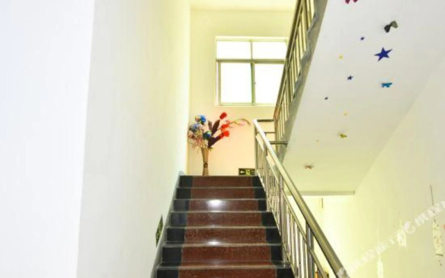 Xinyi Express Hotel Dengfeng