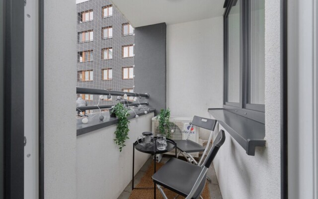 Gwiaździsta Apartment by Renters