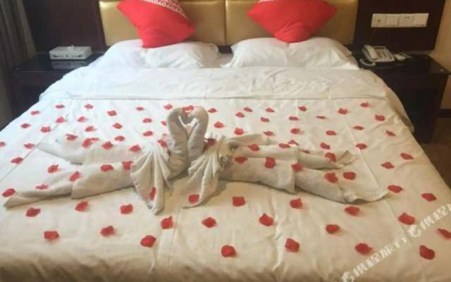 Fengyuan Hotel(深圳丰源酒店)