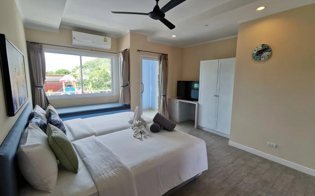 Surf & Sand Resort