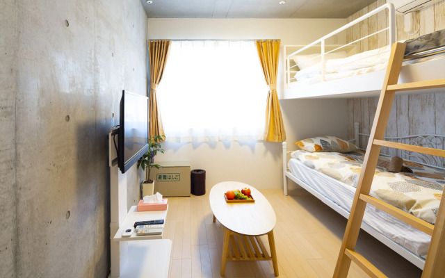 Laffitte Hirai Condominium Hotel