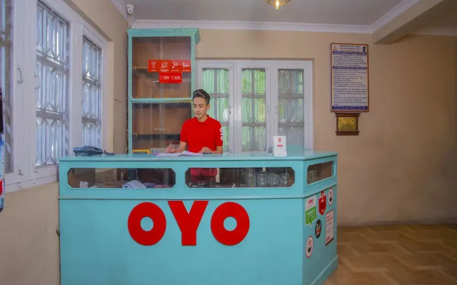 OYO 302 Hotel Classic