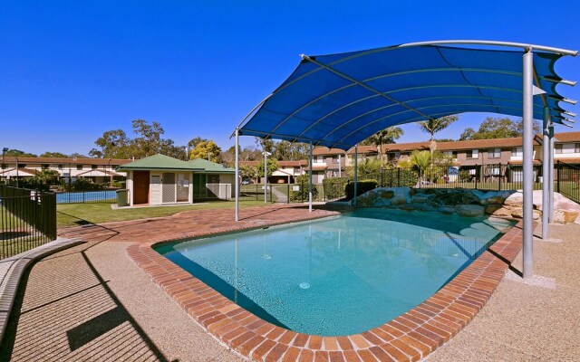 Fountain View Villa - We Accommodate