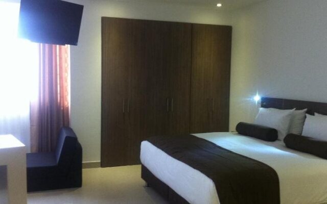 Hausen Hotel Suites