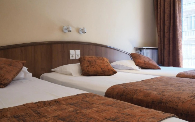 Hotel Busby