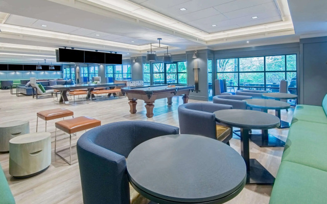 Hamilton Park Hotel & Conference Center