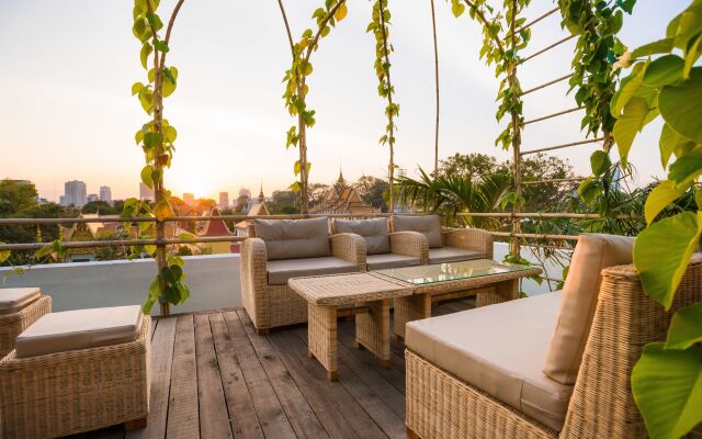 Palace Gate Hotel & Resort By EHM