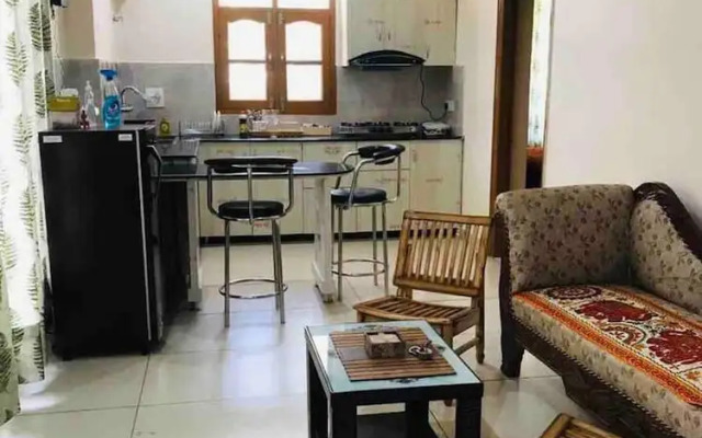 Cozy Solan Apartment With Stunning Views