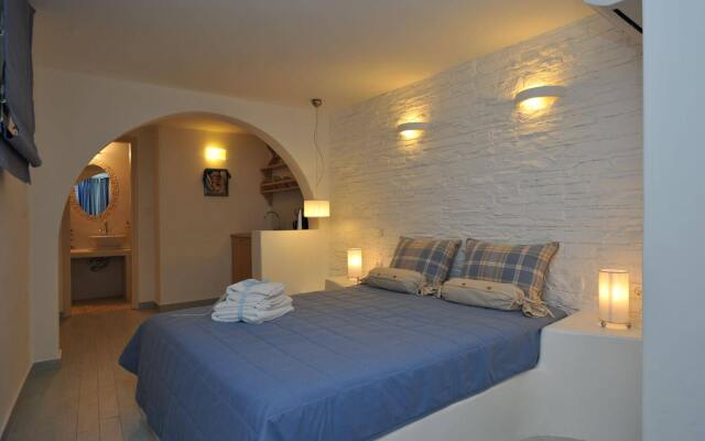 Villa Isabella Studios & Suites