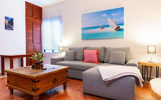 Hacienda San Jose B3 1 Bedroom Condo by RedAwning