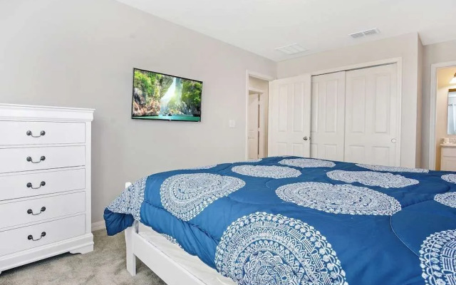 Family Friendly Four Bedrooms 5145