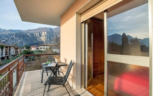 Mass Home in Arco With 2 Bedrooms and 1 Bathrooms