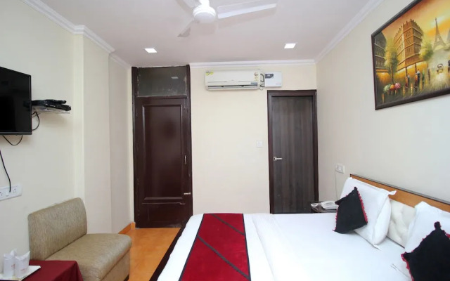 OYO 4883 Duke Hotel