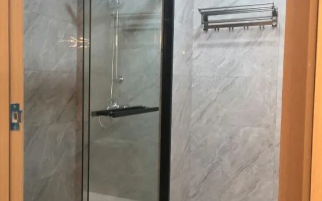 Honor First International Apartment (Poly Skyline)