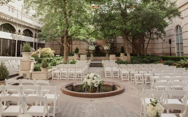 Hotel Crescent Court