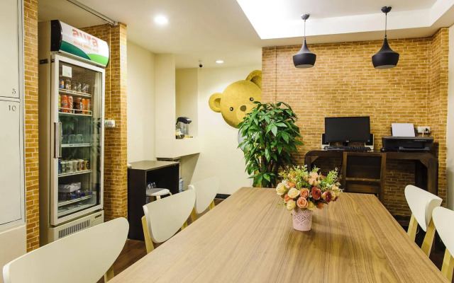 I-Sleep Silom Hostel