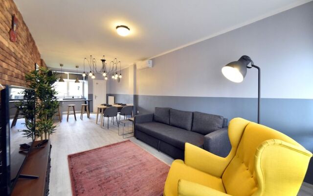 Apartment Stefany by Metropolis