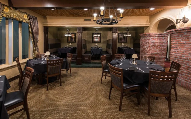 Radisson Suites Covina