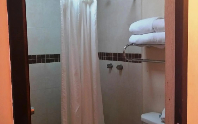 Los Jitos Hotel & Suites