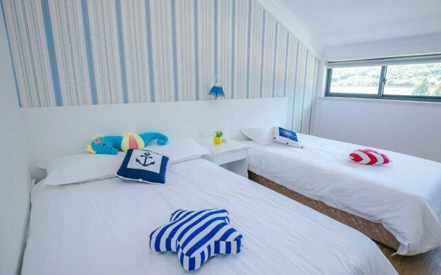 93 Hikers Hostel