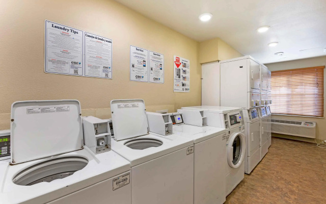 Extended Stay America Select Suites - Phoenix - West