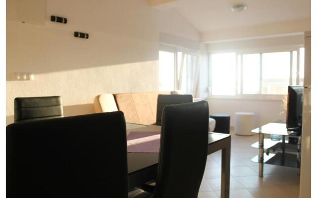 Apartments Dirsi