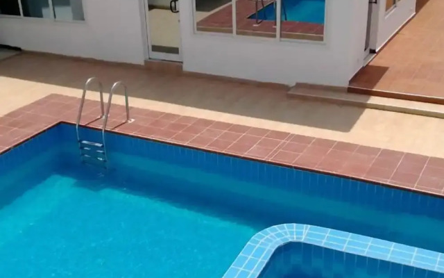 Elegance Boutique Hotel