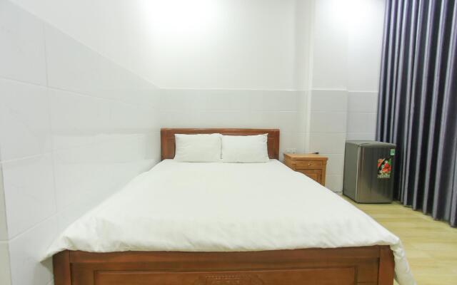 OYO 1068 Fussa Hostel and Apartment