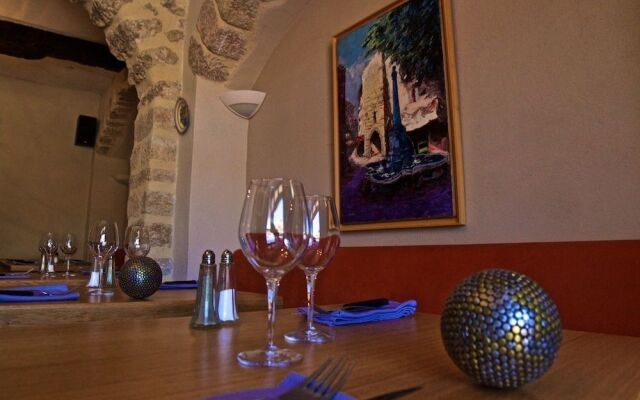 Hotel du Vieux Chateau